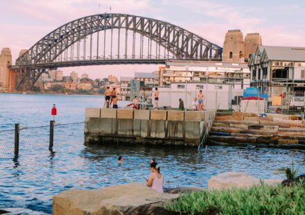 How to Capture Natural and Candid Moments During a Family Photoshoot in Sydney for Timeless Portraits